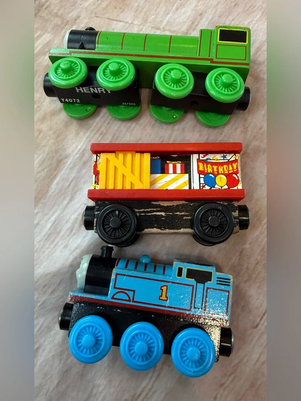A Lot Of Three Vintage Thomas The Train Figures Henry Birthday Box Car